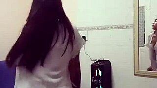 clara kush dances sexy argentine style