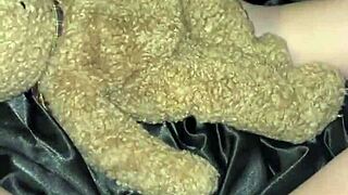 your slutty elite teen 18+ girl craves bbc creampie in wet tight pussy