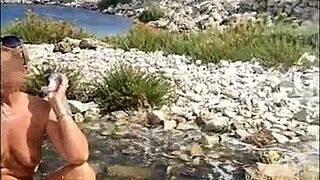 Ariela Rider flashes shaved pussy and pees in public barefoot