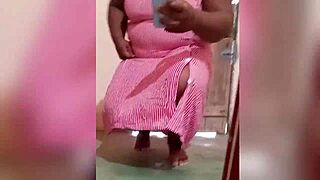 Chubby amateur plays with dildo