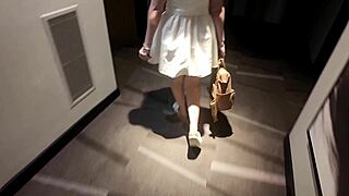 milf wasnt expecting this room surprise