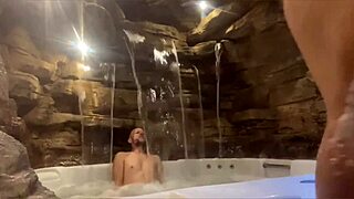 casal enjoys honeymoon motel fun with big action
