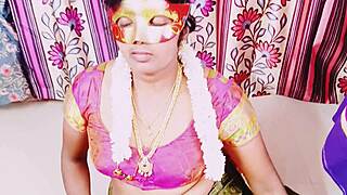 Indian bhabi cheats with swamiji in saree