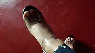 Thalia Shows Off Sexy Transparent Heels Boldly
