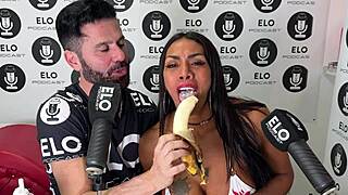 vane milf fit calienta la previa del cuarto picante
