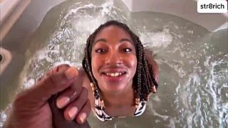 atl queen takes bbc in tub 🍆