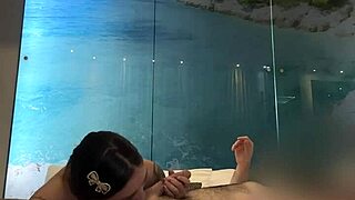 amateur teen 18+ gets pissed on outdoors