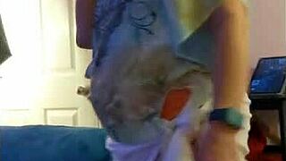 hotwife steffi watercolor pussy dance