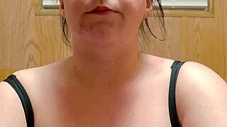 amateur milf receives a messy facial cumshot