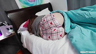 Dorm Room Ffm With Cum Swapping Teens