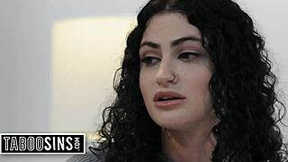 Hot Girl Takes Strangers Dick To Spite Partner