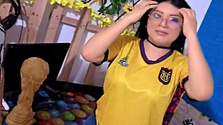 Hot Latina Skater Accepts Sports Bet With Guy