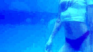 Wet Ashley Rose Spreads Pussy In Rock Style Fuck Doll Play