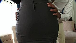 black woman with huge tits comes to fuck