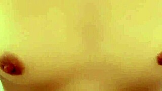 Asian girlfriend creampie outdoors
