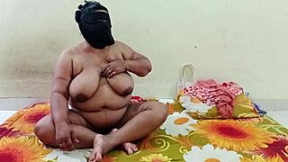 Office beauty enjoys one night stand sex