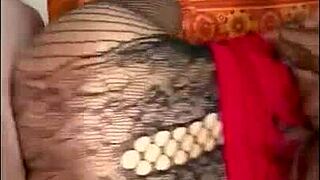 Arab Housewife Takes Hard Cock In Bedroom