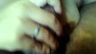 Amateur latina girlfriend sucking dick
