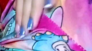 India shows her vagina and big ass