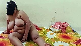 super hot bitch presenting her sexy ass to the hidden camera while serving the customers
