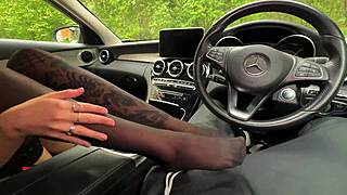 she got a huge creampie in the car with nylon stockings