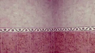 Mexican prostitute fucks and sucks in jacuzzi bath 😍