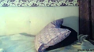 En vibrator for hvert hull - hvilken velger hun først?