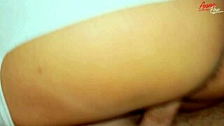 Горячий кремпай для милф в облегающих леггинсах вау!