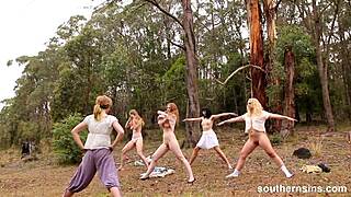 Jóga retreat mocskos lesz BBW önkielégítéssel az AdultPrime-on