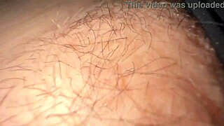 สาวบริสุทธิ์ 18 ปีเผชิญความท้าทายของชายอ้วน 58 ปี