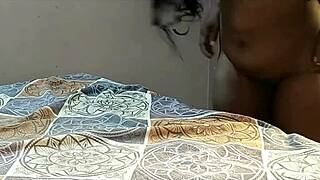 Moj divlji hotelski sastanak sa dečkom završava u prljavoj spermi