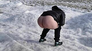 Milf močová kompilace ukazuje chlupatou kundičku milující venkovní mokrý fetiš akci