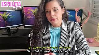 הנחיית ידית POV עם בוס שובבה בפגישת עבודה