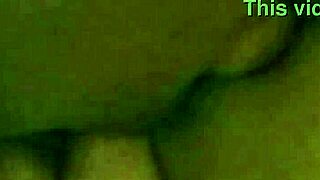 Udata žena izlazi sa prijateljem prvi put u homemade pov