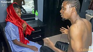 ペティート18歳以上ティーンが職場でBBCをファック