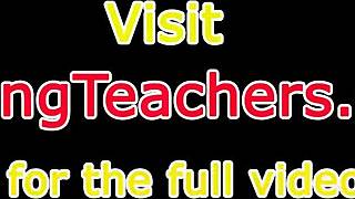 Store pupper lesbe føler intens fist fra eurobabe