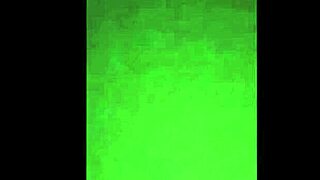 Эй, хочешь посмотреть, как горячая вьетнамская тинейджерка 18+ делает эпический минет?