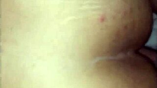 驚人18+青少年大奶子在緊濕陰部被粗暴幹