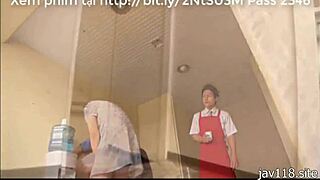 一男一女在家独演大奶熟女动作