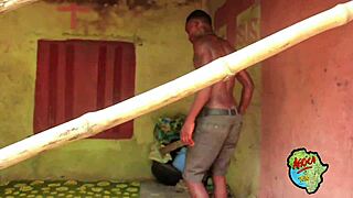 صديقتي الساحرة تغريني وتنيكني بقوة أثناء قيلولتي بسحر هافريكان توتو