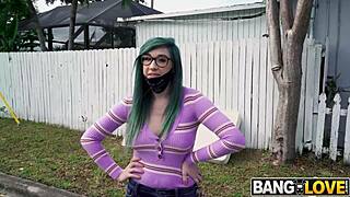 Savannah Siren, a waitress, receives a massive tip on the bus and engages in intense sexual encounters